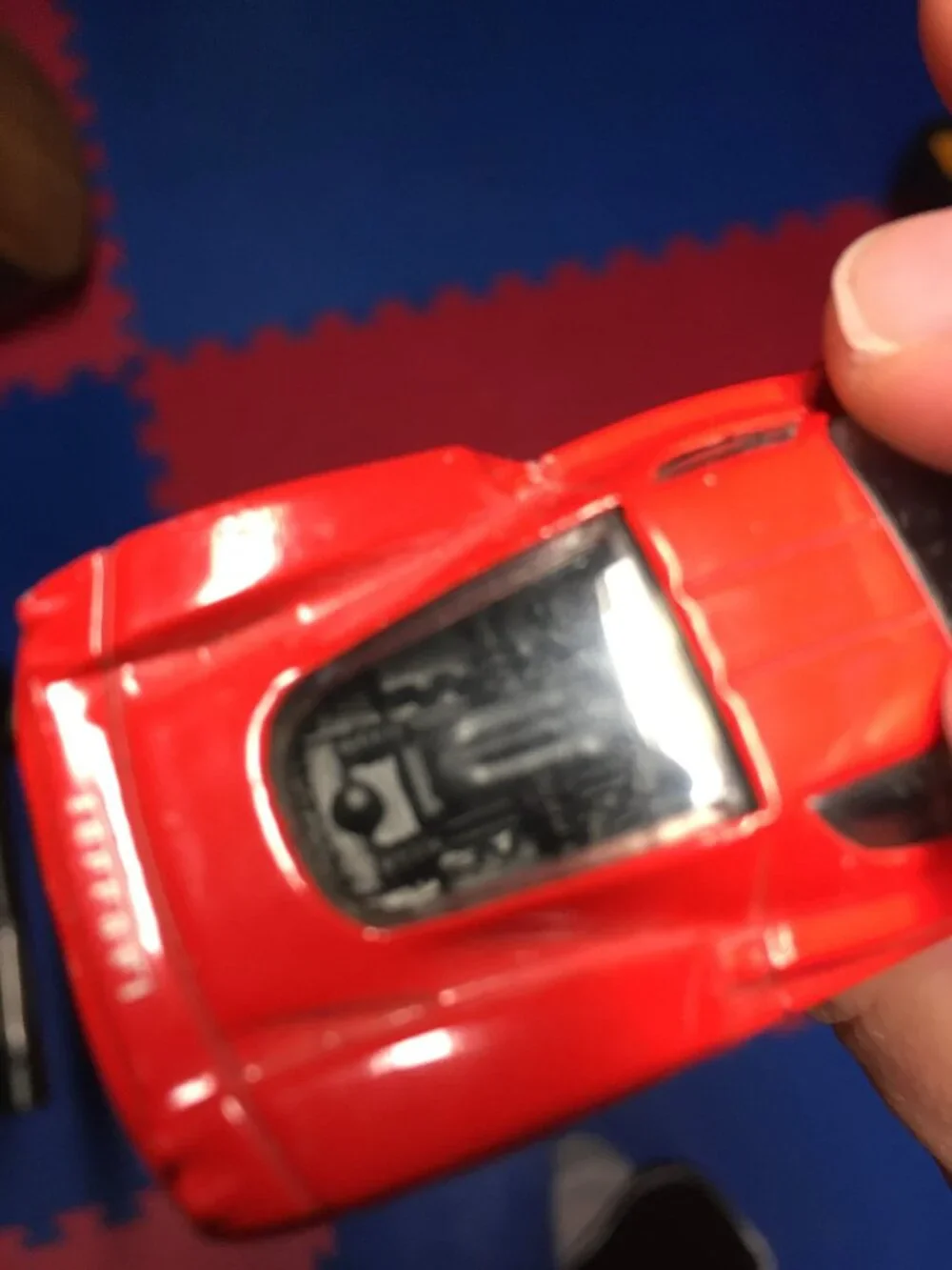 Hot Wheels Red Enzo Ferrari ( 2002 ) and P4